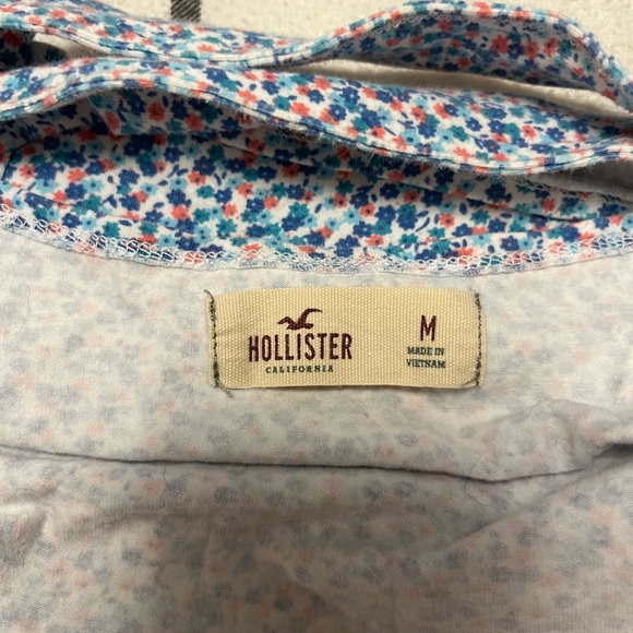Hollister floral crop top - Picture 3 of 3